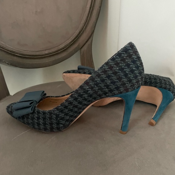 Antonio Melani Tweed Navy and Green Heel with Bow- 7 1/2 - Picture 9 of 10
